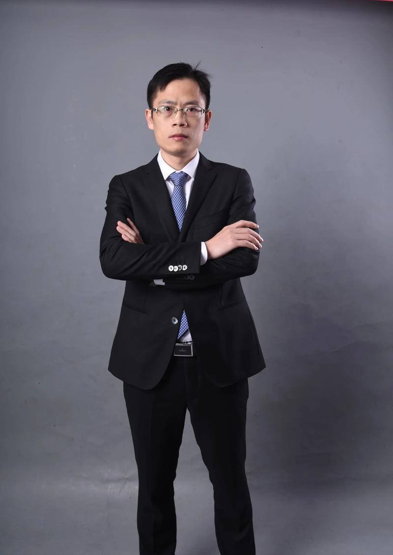 黄美珍 包装与印刷设计负责人